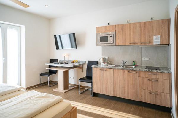 Boardinghouse Schellenberg Hotel โดเนาเวิร์ท ภายนอก รูปภาพ
